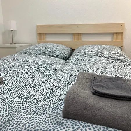 Basic-privatzimmer - Ohne Fenster - * Wurzburg